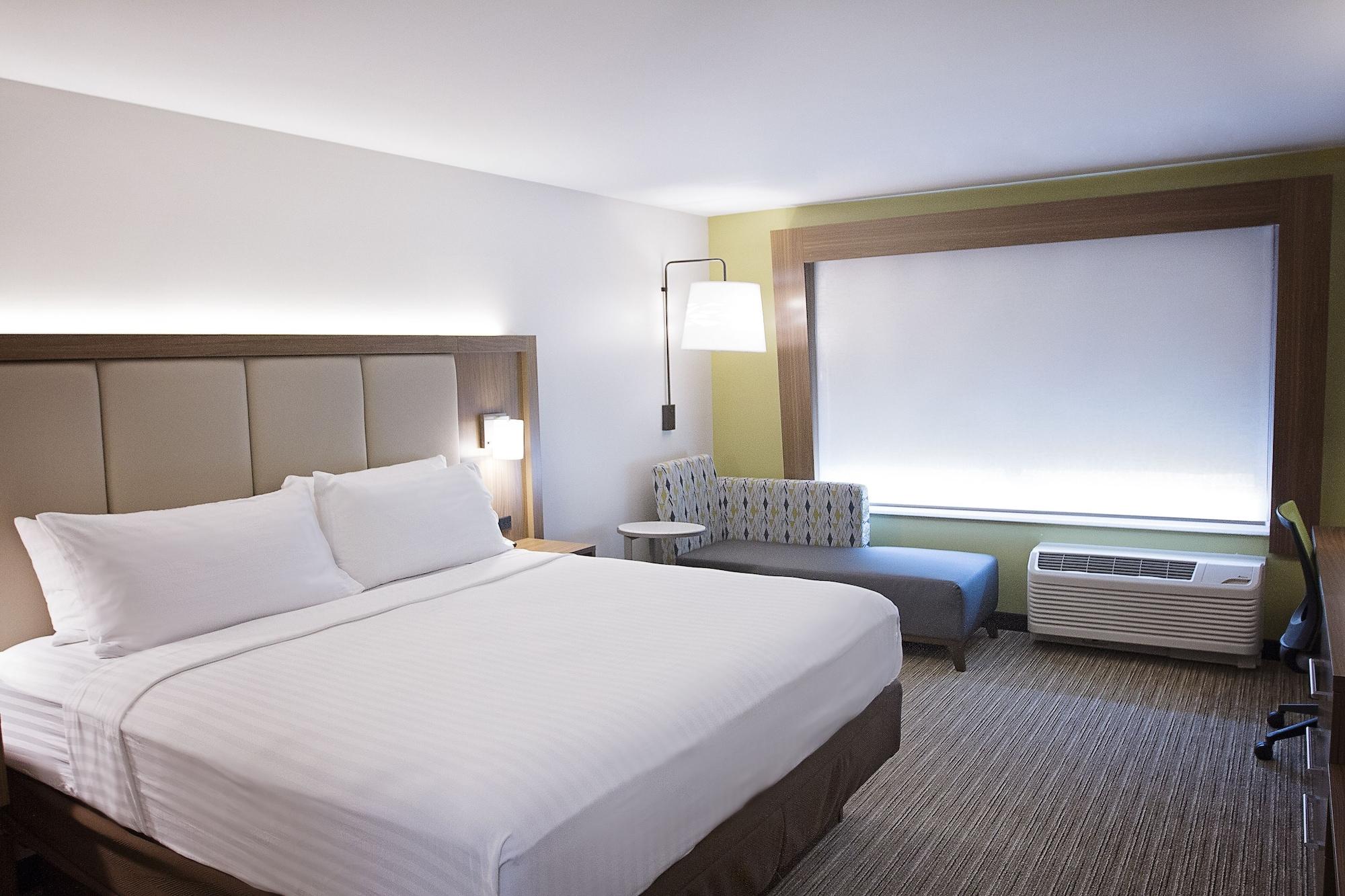 Holiday Inn Express & Suites Greenwood Mall By Ihg Luaran gambar