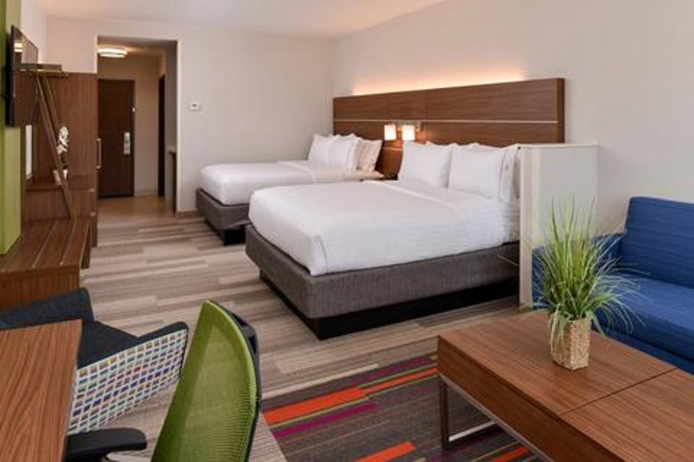 Holiday Inn Express & Suites Greenwood Mall By Ihg Luaran gambar